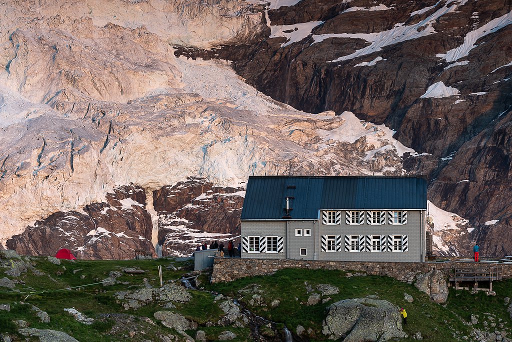 Glecksteinhütte SAC 2317 m